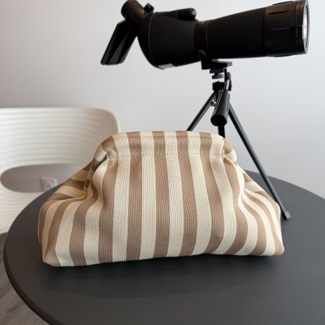 BEIGE 035