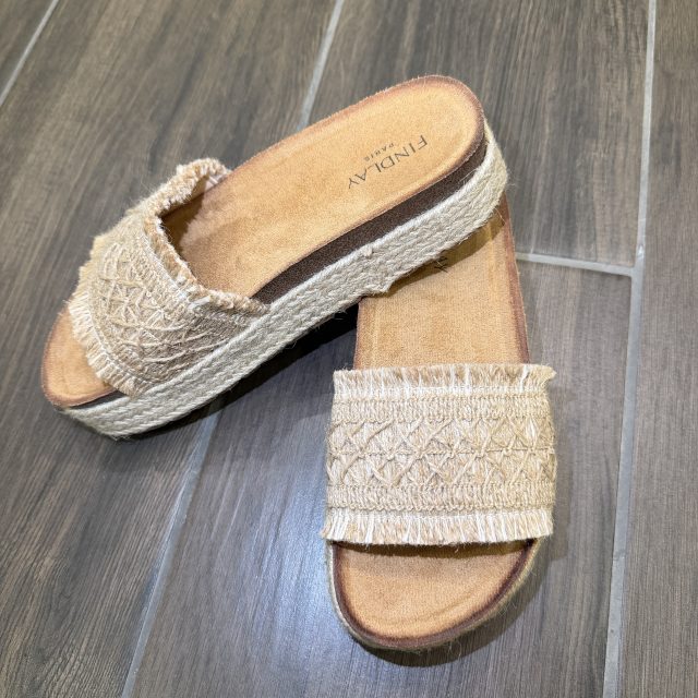 BEIGE 8-2009